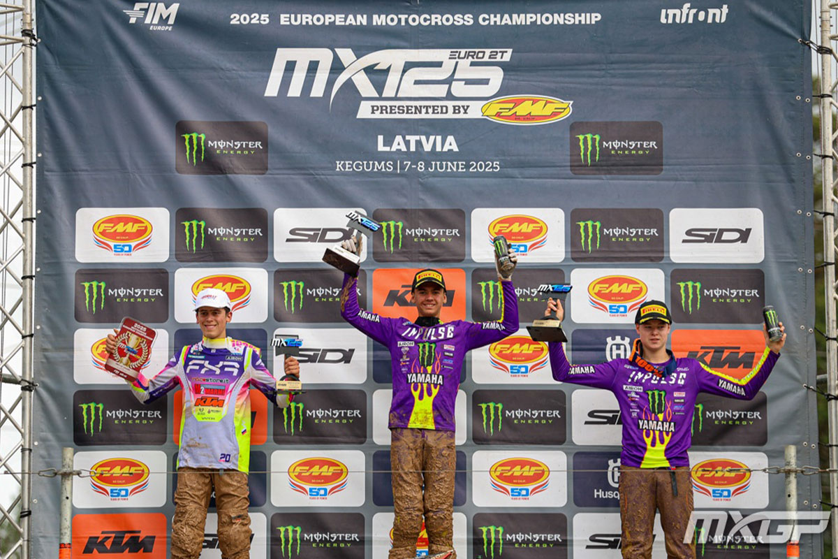 Podio EMX125 MXGP Lettonia 2025 a Kegums con i tre vincitori Yamaha